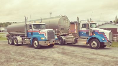 Camionneur,père bientôt mari amoureux de la vie....voilà!