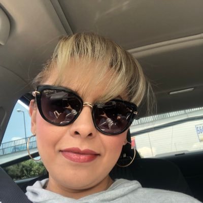 DovecotTete's profile picture. Divertida