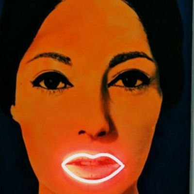 esiuda98's profile picture. 