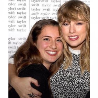 One time Taylor Swift told me I looked fierce and that's all you really need to know about me. 11•13•17. Ultimate Kaylor Stan.