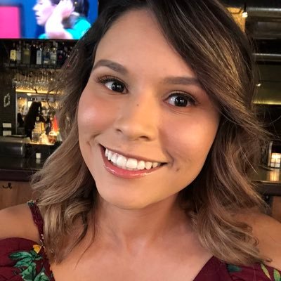 Just a simple girl from California that loves chili cheese fries.