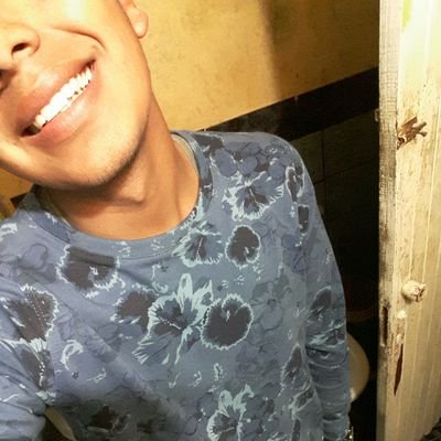 -Police- Futbolista de raza, deportista a full -Facebook: Nahuel Romero (ElDeLaSonrisa) -WPP: 1140933853 -Instagram: Nahue_Romero