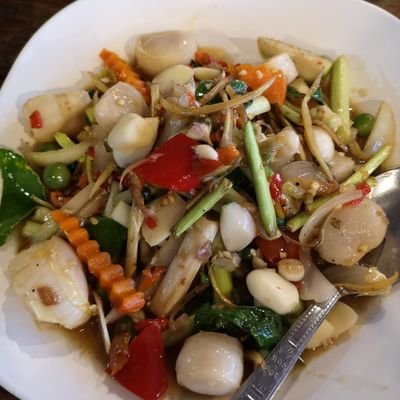 ชีวิตเรียบๆเรื่อยๆ ตอนนี้ลุ่มๆดอนๆนอนไม่นอน
มัวแต่เผือก