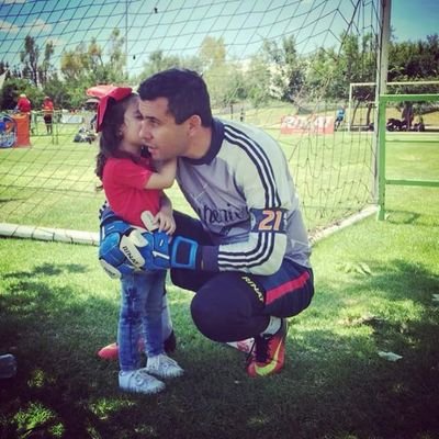Yo soy, yo puedo y con la ayuda de Dios lo voy a lograr.

Jehová Yireh