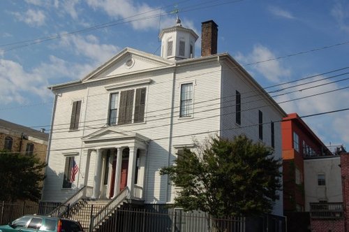 MasonsHall's profile picture. The oldest continually working Masonic building in the Western Hemisphere. Current home to Richmond Randolph No. 19.