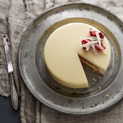 Lamingtons & Lemon Tart Cookbook by @darrenpurchese post pics using the #lamingtonslemontart and we'll retweet