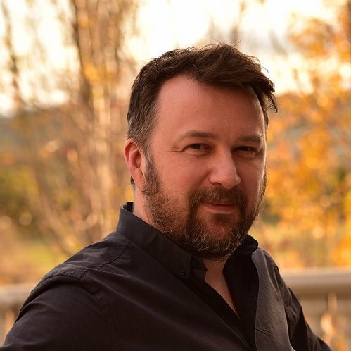 PearsonDewar's profile picture. I guess I'm an ape now!