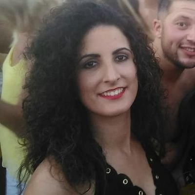 nunca te des por vencida!
el amor de mi vida,no me dice cosas bonitas me dice MAMA