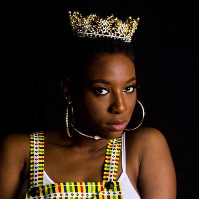yourfavesistah's profile picture. Creator + Host + ΖΦΒ