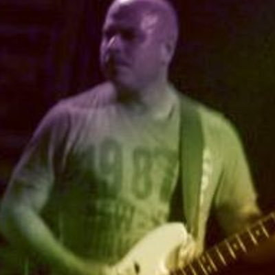 ThomasKStone1's profile picture. Misquoting colloquialisms like nobody’s idiom.