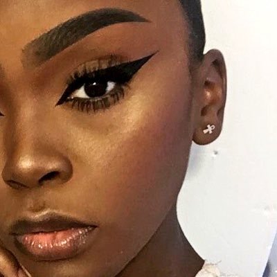 twentyfingers2's profile picture. Só escrevo porque não dá pra falar • Black girl with attitude 🇦🇴🇵🇹