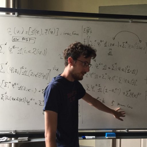 Assistant Professor at @UPFBarcelona and @bse_barcelona, @EUI_EU PhD.