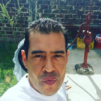 RodrguezMartnD1's profile picture. trabajador buen padre
