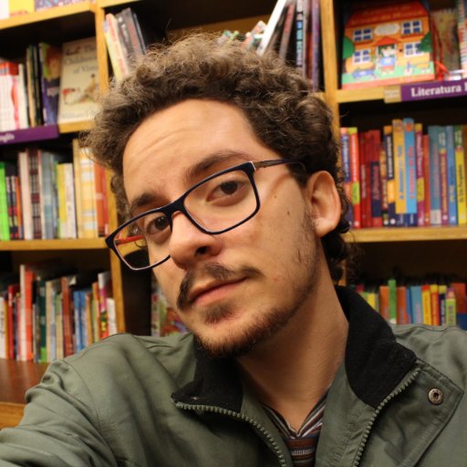 ✨Estudante de Jornalismo e que tem um canal pra falar por aí ✨