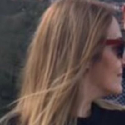 eylul_isra's profile picture. Haddim ! Haddinizi bildiğiniz yer’e kadardır ..                #Günaydın !!                           #Gittim BEN ..!