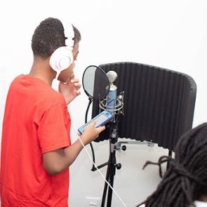 #GODFIRST💙Ima Rapper🤑! Song0utNow : Music and motivation Like me🙃! link in bio💯! / social media : instagram : (Thereallilla) Snapchat: (https://t.co/AtNgW3vfw1)
