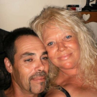simple love my family fighting multiple Sclerosis . Everyday is a Battle but I know I can do it!!