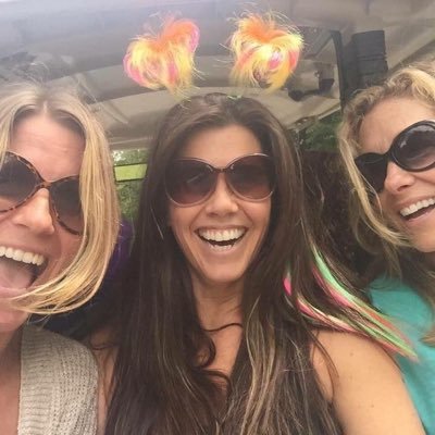 ToniEardley's profile picture. 