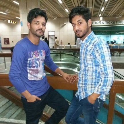 RahmatMohsin's profile picture. 