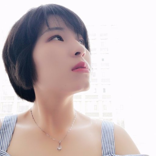 lina_grass's profile picture. 