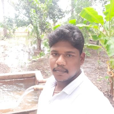 Suren13722736's profile picture. 