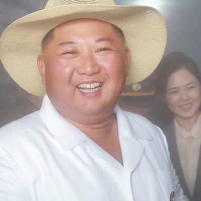 🛃 I AM VERIFIED. Show the WORLD you are not a 'HATER' and follow ME KIM JONG-UN don't believe what they say about me I LOVE YOU ALL