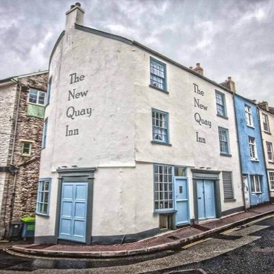 One of Brixham’s hidden gems & oldest pubs. Serving real ales, many from local breweries, extensive gin menu & Freshly prepared meals using local ingredients.