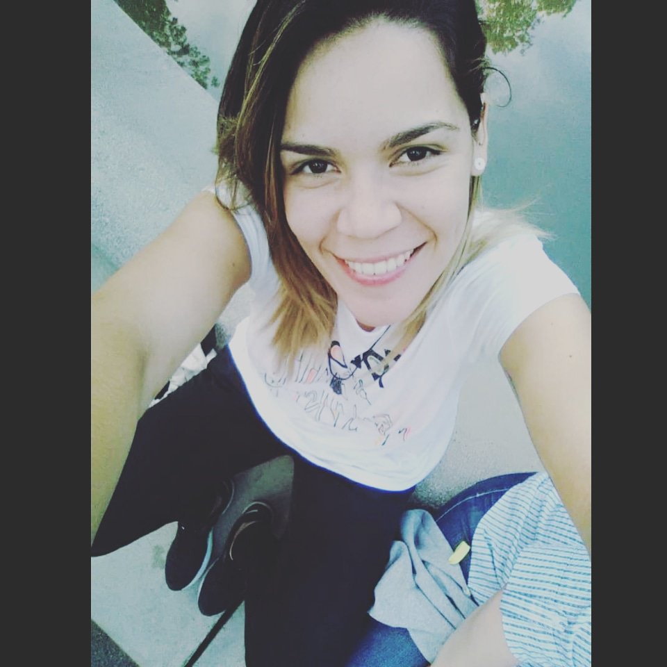 Venezolana 🇻🇪
Sagitariana♐