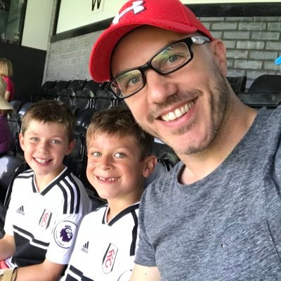 Designer. Father of 3. @fulhamfc STH, NFL, FIFA & Starbucks addict. U15 @AscotUnitedFC Coach. Cast your words away upon the waves. Professionally @JaijoDesign
