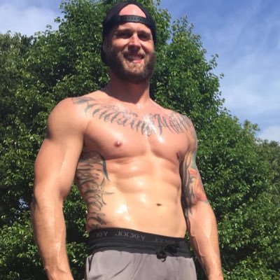 BenObrian's profile picture. Eat right, train, & enjoy life.