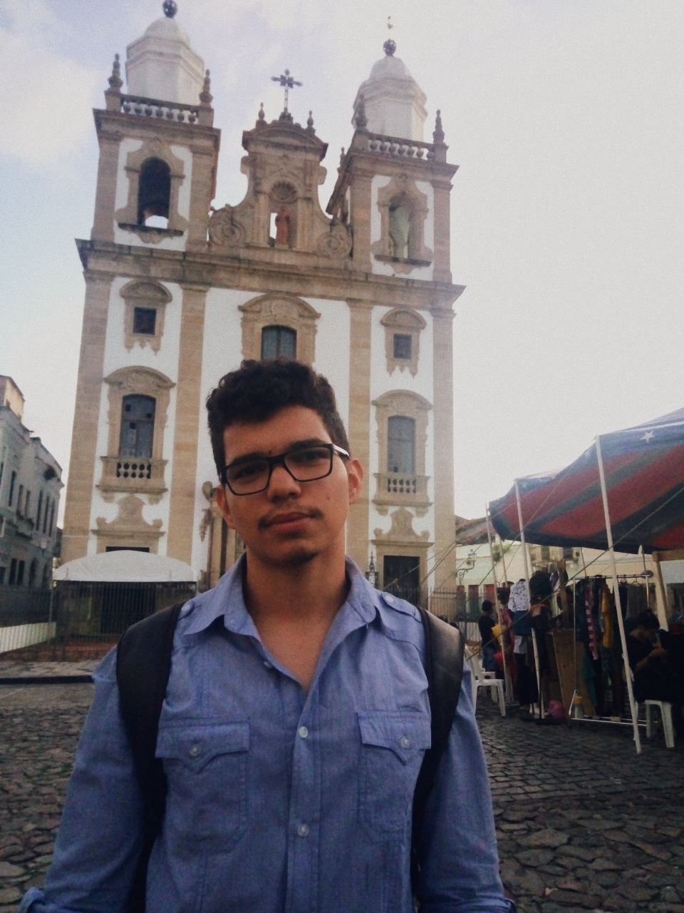 Zezovitu's profile picture. Advogado popular. Constantemente indignado. Viciado em advérbios.