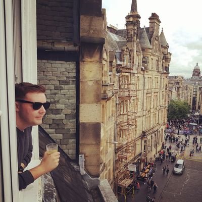 Random_Seany's profile picture. Procrastinator, innovator, and filmmaker. Follow me, I'm in Ravenclaw! #Instagram @randomseany