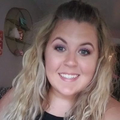 monicasmith113's profile picture. NCC '17 🎓
4th Grade Teacher🍎
Hiawatha Huskies 🐺