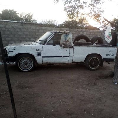 HLULANI00977586's profile picture. I WAS QUITE,BT NOT BLIND 🙈