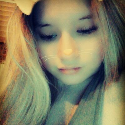 Fayly19's profile picture. 