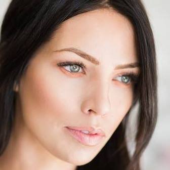 Maskcara Beauty was founded in 2013 on the idea that makeup should be used to enhance the true beauty in a woman’s face, rather than covering it up.