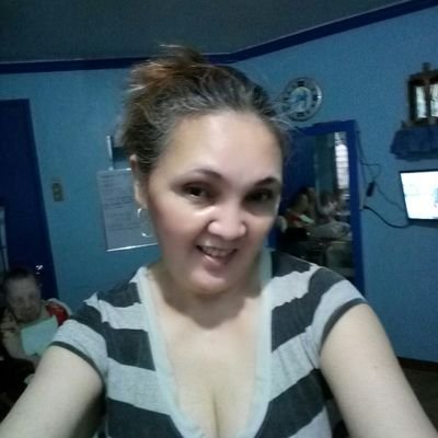 MagdamitRowena's profile picture. 