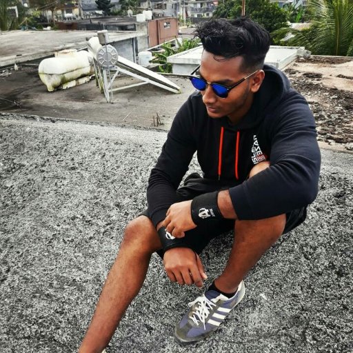 TRAIN HARD 💪