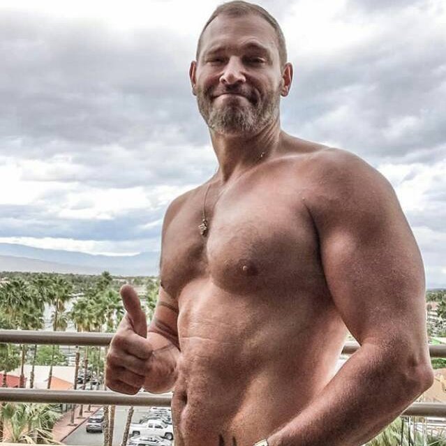 tommy94u's profile picture. I spread love to everyone out there, it doesn't matter if you're wick or strong, rich or poor because from love and equality we all were created...