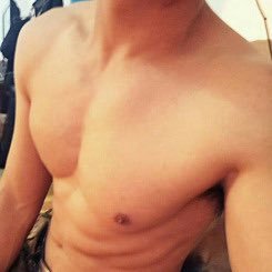 r0xVzPBsvJZjM72's profile picture. 10