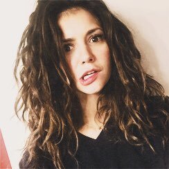 ElenaxVD's profile picture. fan account