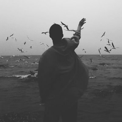 alrraji's profile picture. ‏إن التاريخ لايحرك العتاة السفاكون وحدهم بل يحرك الشهداء أيضًا . كل منهما له دوره في مسيرة التاريخ!