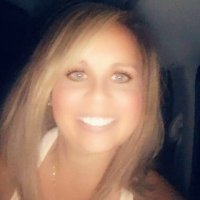 Julie Thacker - @JulieThacker10 Twitter Profile Photo