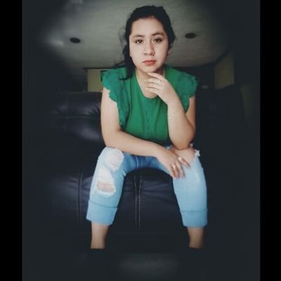LauryxLuna's profile picture. 'People make mistakes nobody's perfect'.
Instagram:lauratlacomulco