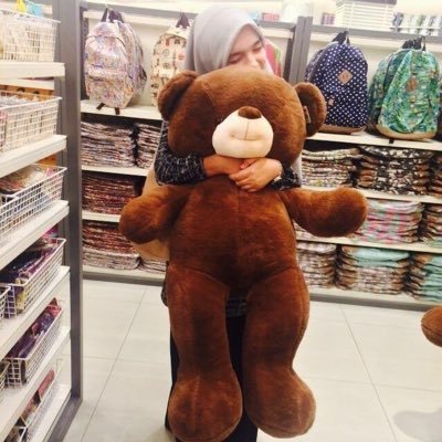 nrllnhsn's profile picture. Pesan hati untuk hati