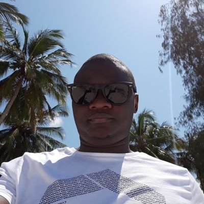 ThingsDann's profile picture. I humanize tech for a living, ardent about design'y things & a hobbyist writer. Founder @VyuraConsulting