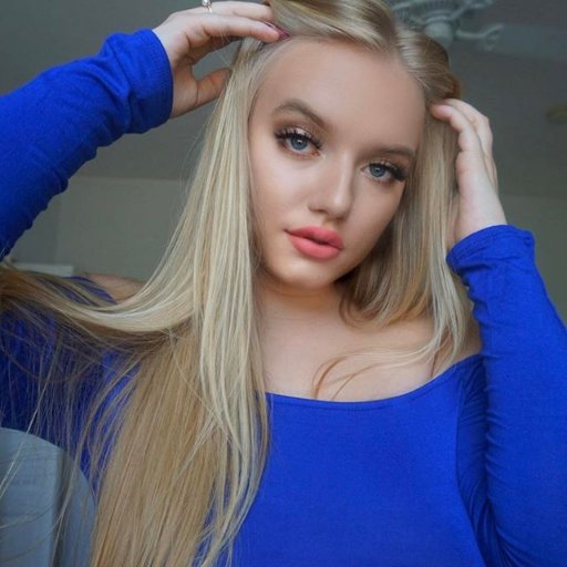 I'm fun to be with xoxox 💋and like to meet interesting people. single, beautiful, optimistic and successful. 💕💄