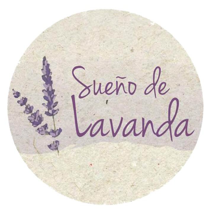 En Sueño de Lavanda elaboramos productos de manera artesanal con flores de lavanda que cultivamos de manera orgánica en Tlayacapan, Morelos.