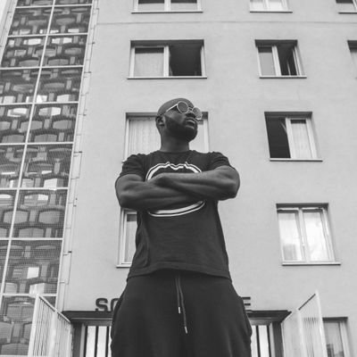 DonChickenEater's profile picture. Actor/Host/Comedian