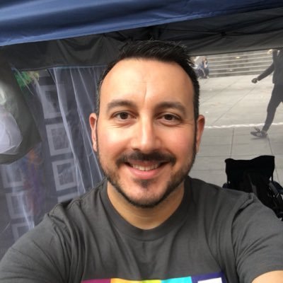 🍎 Educator. ✊🏽Activist lite. Union leader. 🌎Make the world better. 😊#selfcare 🏳️‍🌈 GLSEN Volunteer. 🤓Nerdy. ✈️ Love to explore. He/Him. Views are my own.